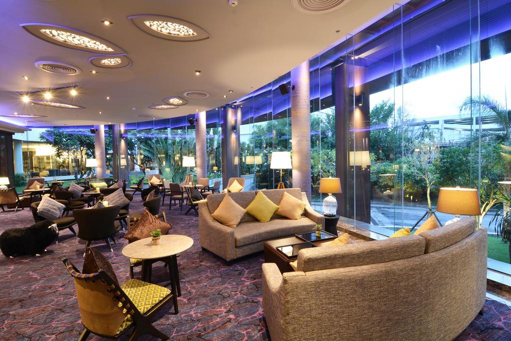 Rama Gardens Hotel Bangkok Exteriör bild